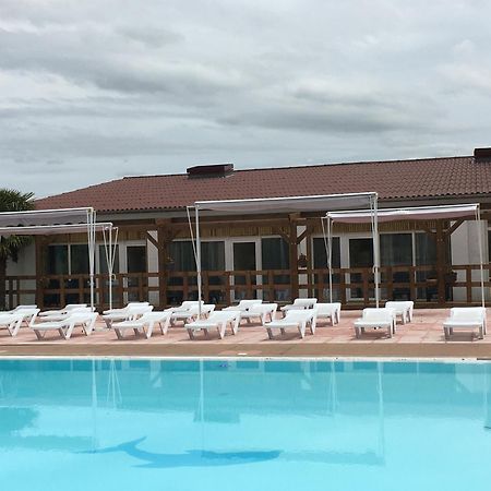 Hotel Restaurant - Le Vieux Pigeonnier Loubressac Exteriör bild